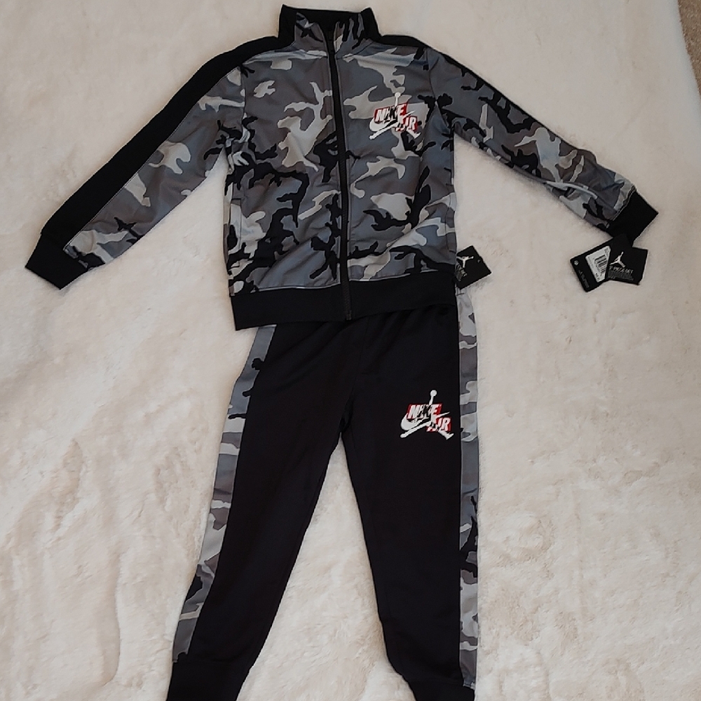 Nike Kids Camo Sweatpants & Jacket - Black and Gray